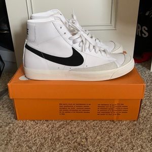 Men’s Nike Blazer Mid 77